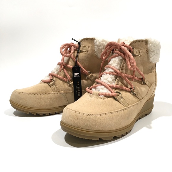 SOREL EVIE COZY LACE WATERPROOF HIKING BOOTS -TAN SUEDE -WOMEN’S US 10.5 -NEW - Picture 5 of 7